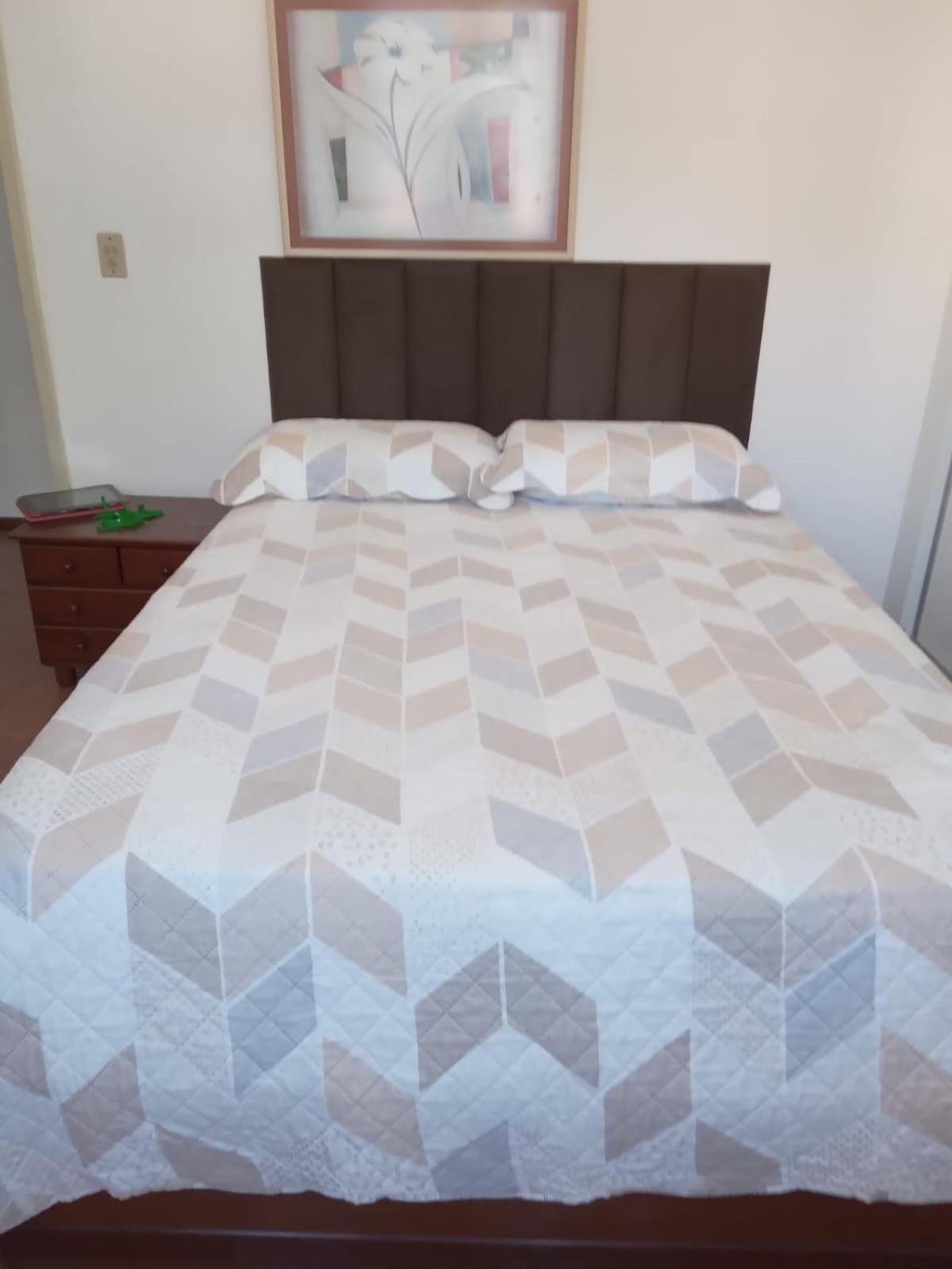 Apartamento Incrivel Em Cabo Frio Com Localizacao Privilegiada Ao Lado Da Praia Do Forte! Apartamento *